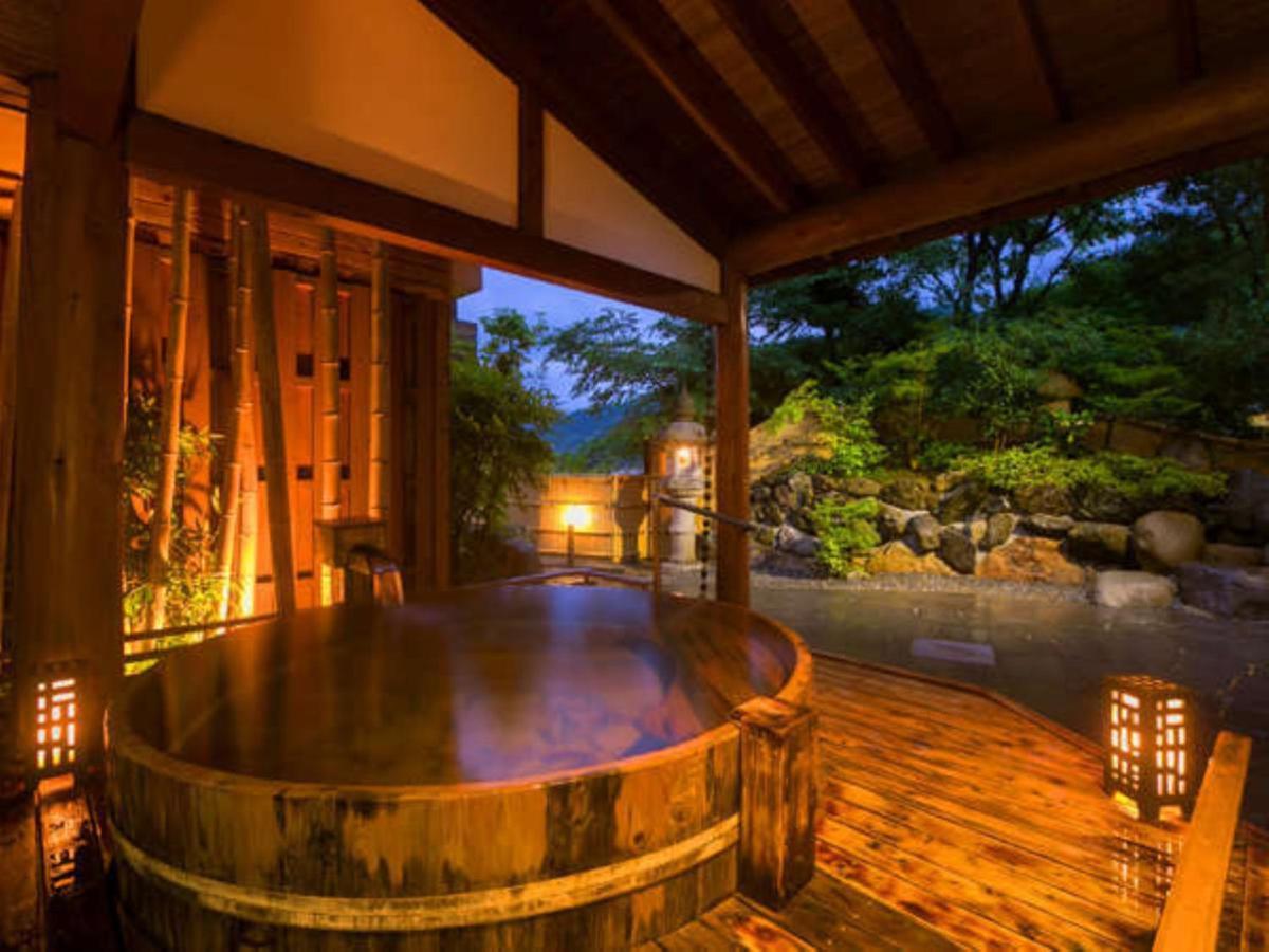 Matsunoya Kasen Hotel Maniwa Exterior photo